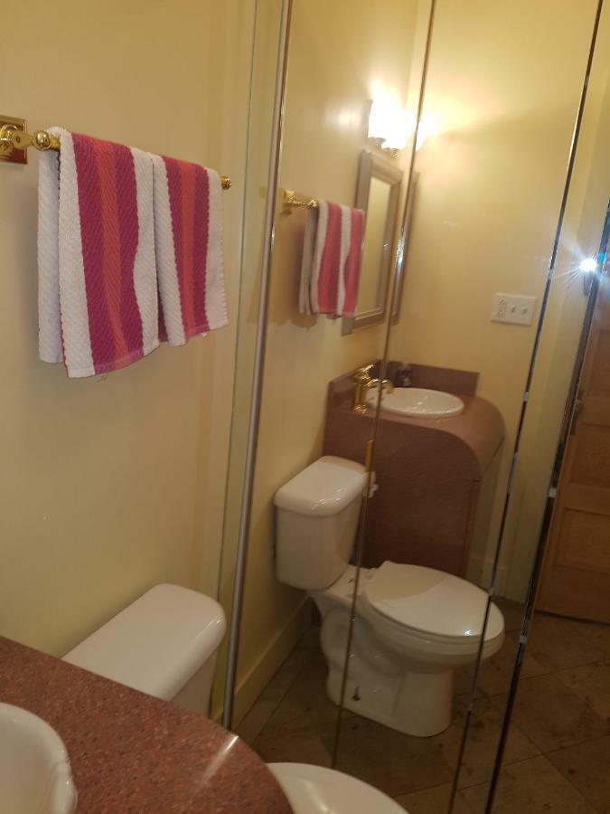 Superior Apartment Chicago Bagian luar foto